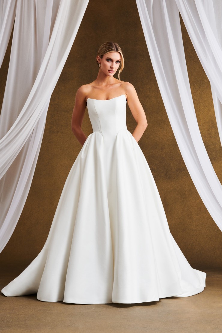 Kelly Faetanini Calista #0 default picture