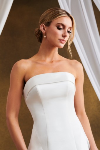 Kelly Faetanini Celestia-HS $1 thumbnail