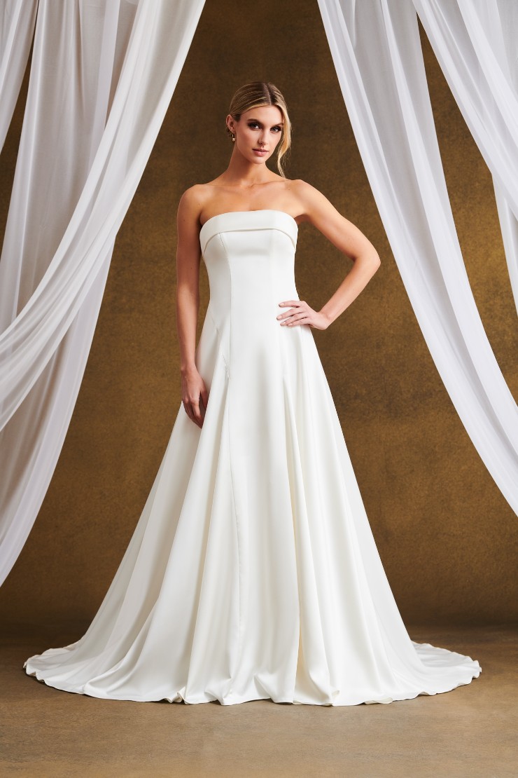 Kelly Faetanini Celestia-SS #0 default picture