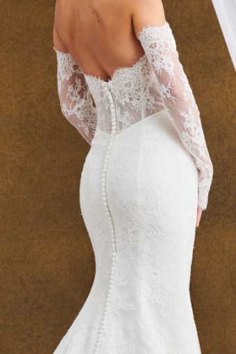 Kelly Faetanini Isabella $3 thumbnail