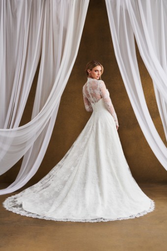 Kelly Faetanini Majesty $3 default thumbnail