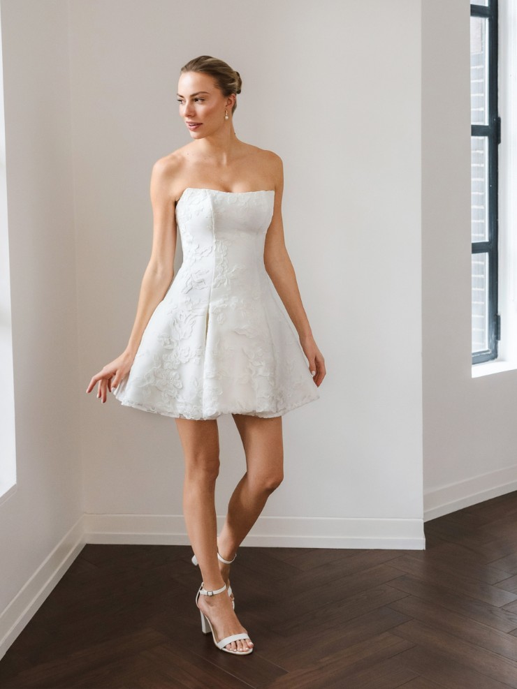 Kelly Faetanini Sabine #0 default picture